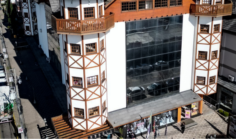 Casal fundador João e Auxília Paludo em foto histórica