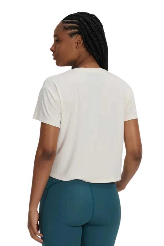Blusa New Balance Cropped Manga Curta Feminina Produto Blusa New Balance Cropped Manga Curta Feminina