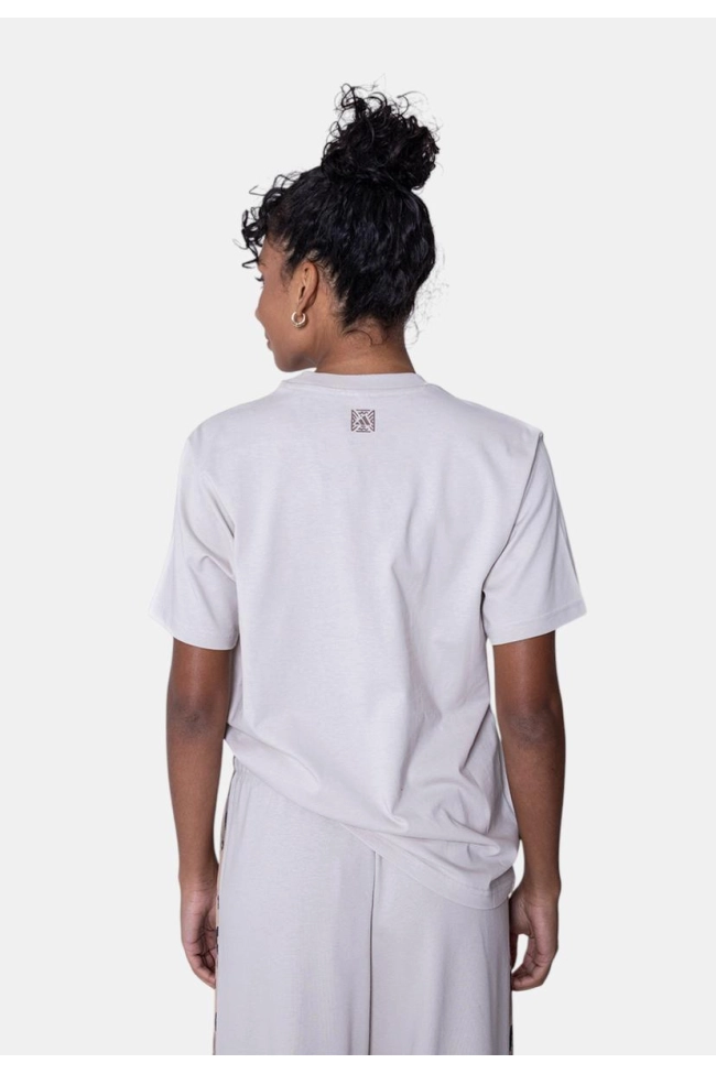 Produto Blusa Adidas Manga Curta Logo Animal Print Feminina Bege