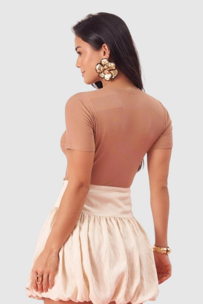 Produto Blusa Coqueta Manga Curta Lisa Feminino Mocha 