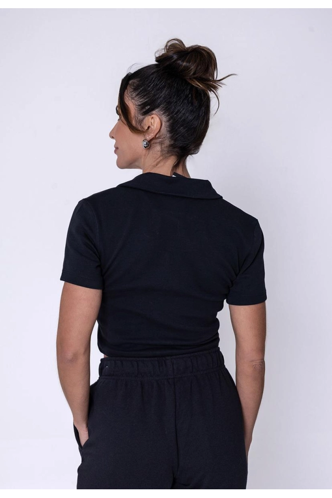 Blusa Nike Cropped Gola Polo Feminina Preta Produto Blusa Nike Cropped Gola Polo Feminina Preta