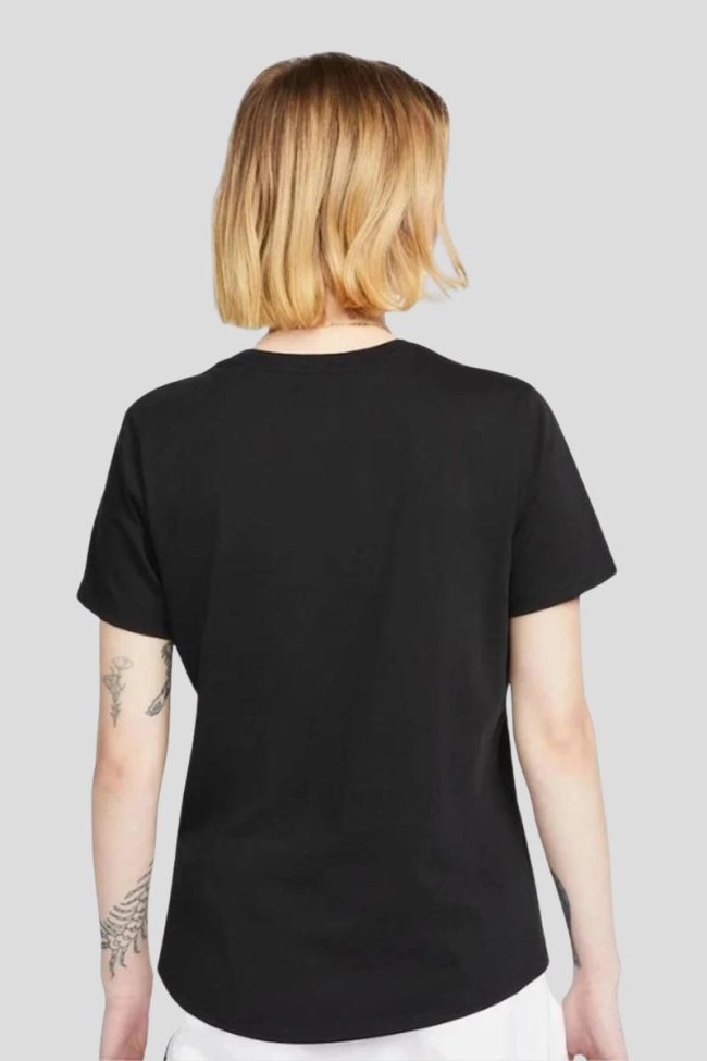 Blusa Nike Manga Curta Alongada Tee Club Feminina Preta Produto Blusa Nike Manga Curta Alongada Tee Club Feminina Preta