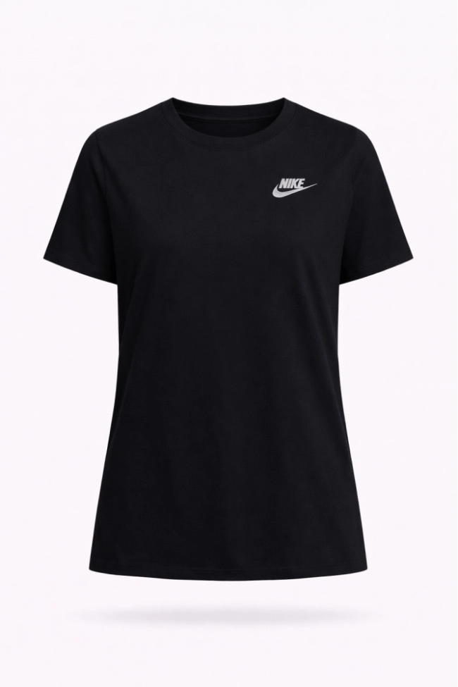 Produto Blusa Nike Manga Curta Alongada Tee Club Feminina Preta