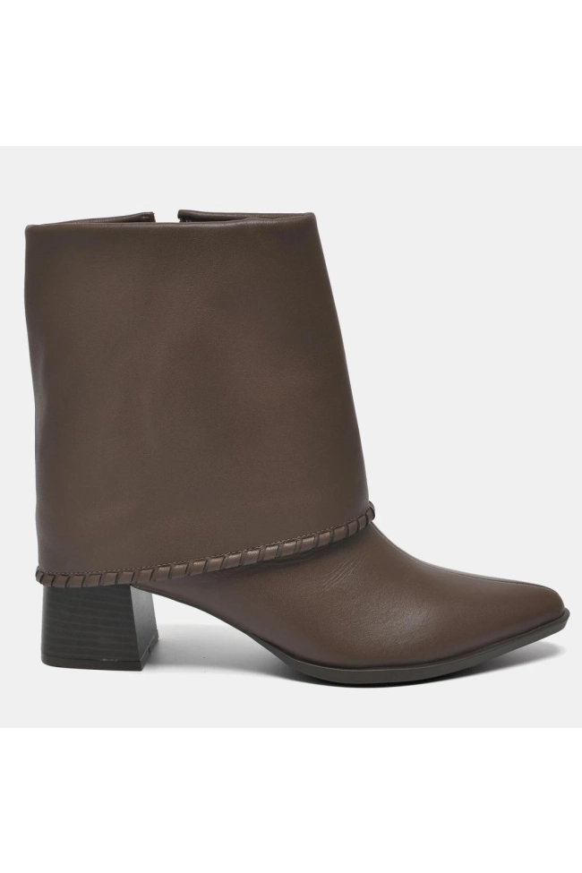 Bota Via Marte Couro Salto Bloco Virada Feminina Cinnamon Produto Bota Via Marte Couro Salto Bloco Virada Feminina Cinnamon