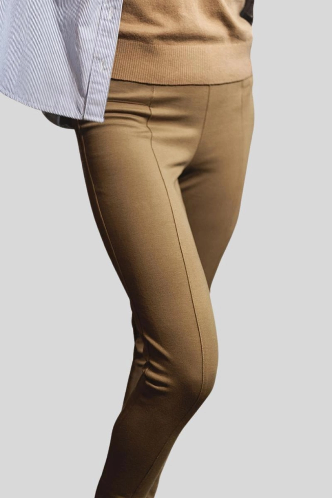 Produto Calça Aishty Montaria Feminina Marrom