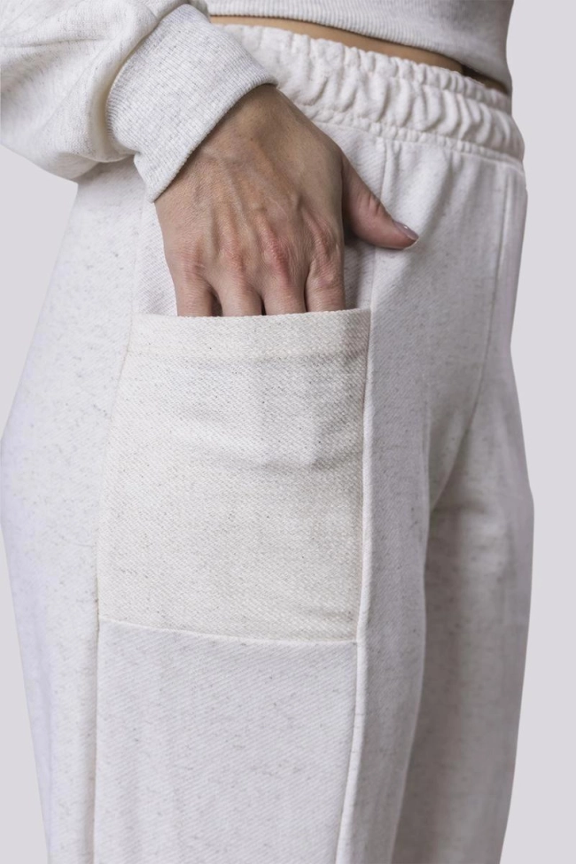 Produto Calça de Moletom Dezali Wide Leg Cor Natural