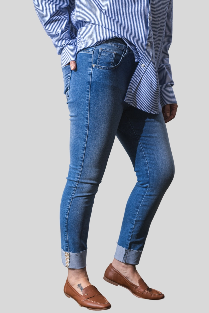 Calça Gabip Cropped Flor de Lis Feminina Jeans Produto Calça Gabip Cropped Flor de Lis Feminina Jeans