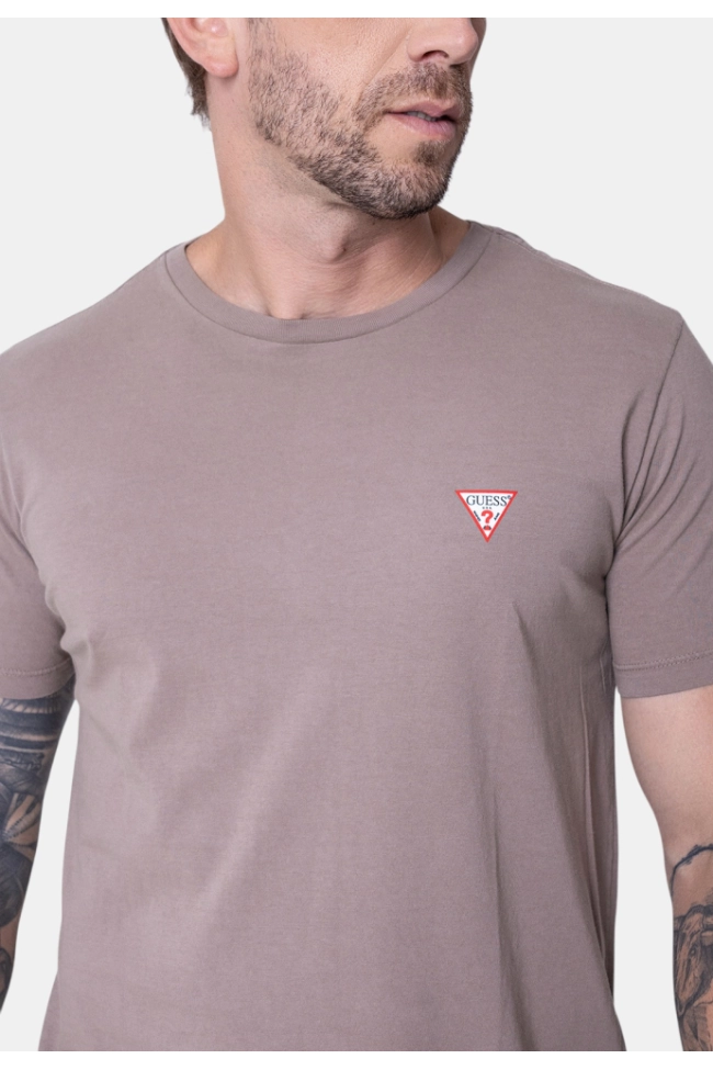 Produto Camiseta Guess Triângulo Masculina Bege