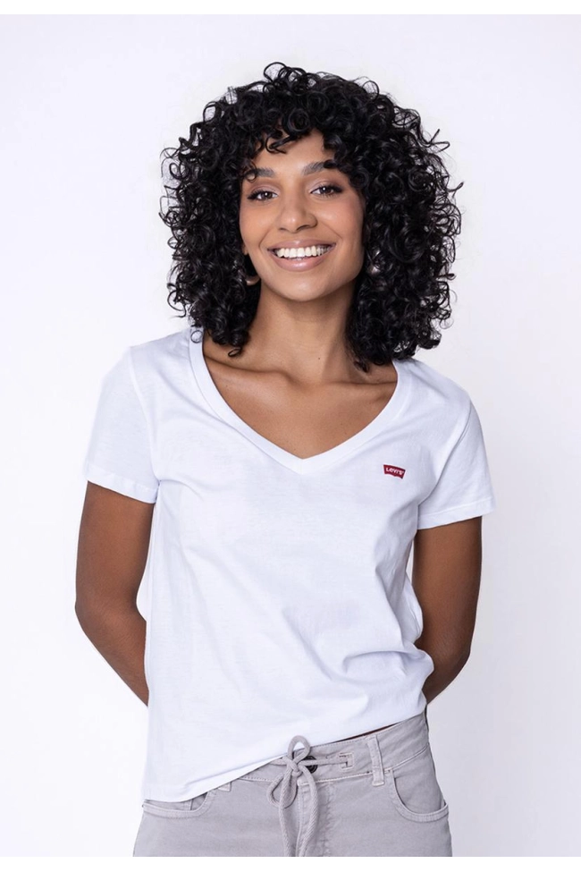Produto Camiseta Levis Gola V Feminina 