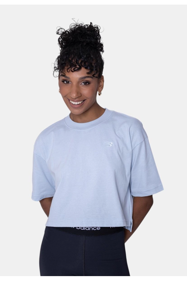 Produto Camiseta New Balance Cropped Small Logo Feminina Azul Bebê