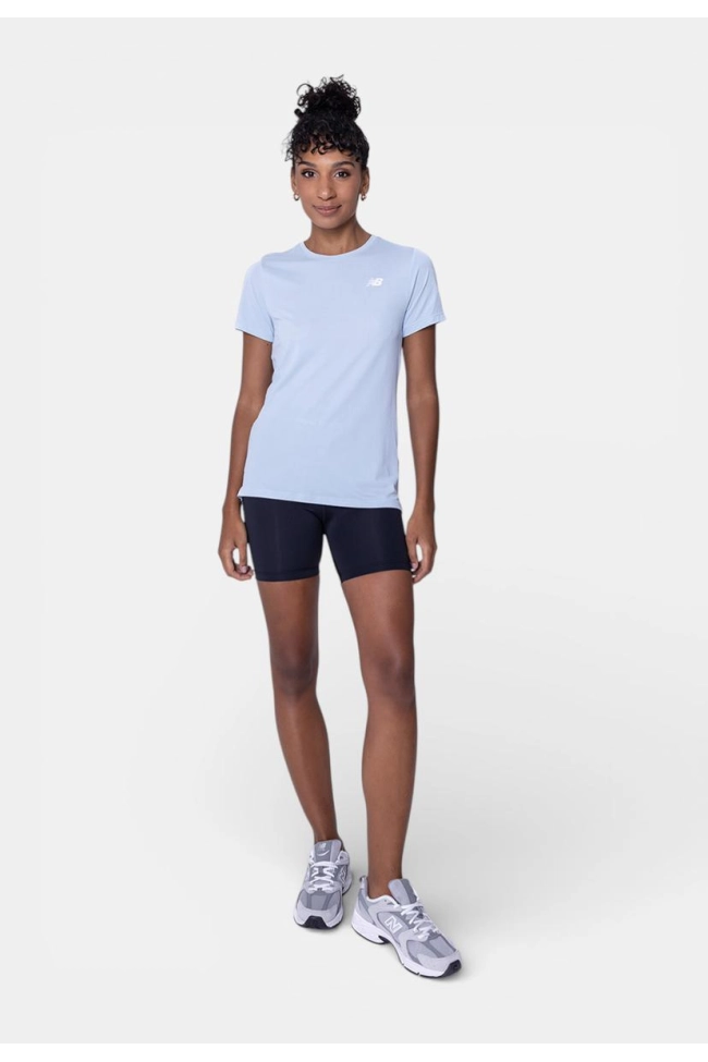 Produto Camiseta New Balance Manga Curta Spot Essentials Azul Céu