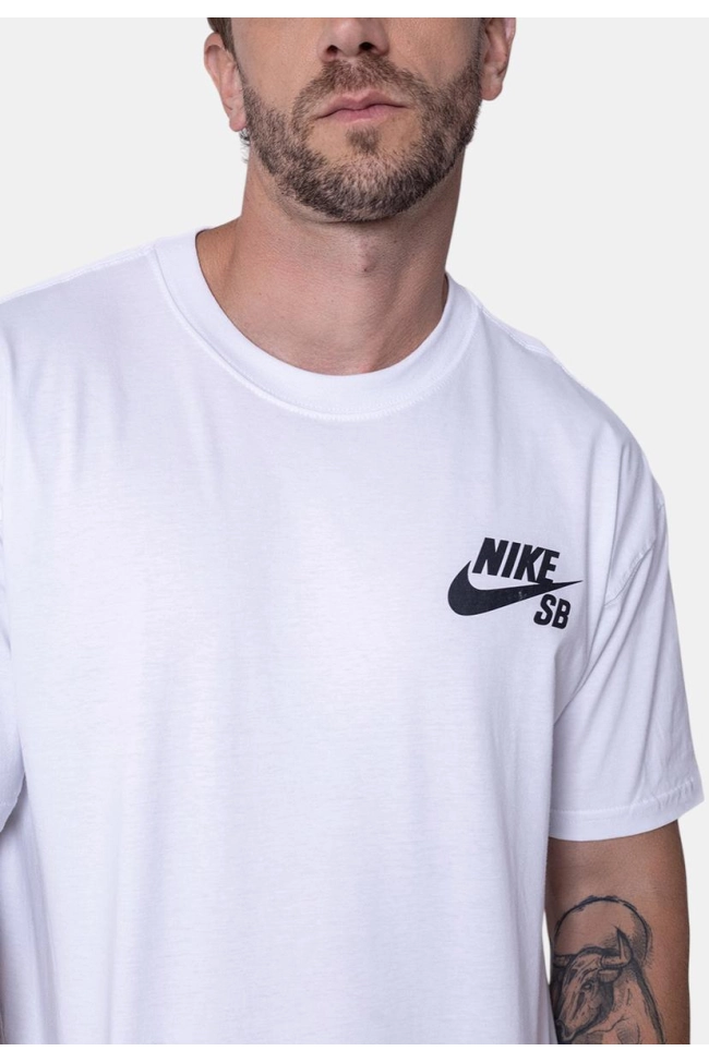 Produto Camiseta Nike Manga Curta SB Masculina Branca