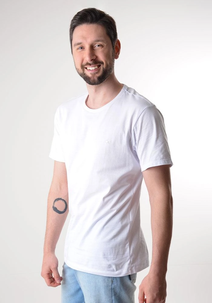 Camiseta Ogochi Basic Masculina Branca Produto Camiseta Ogochi Basic Masculina Branca