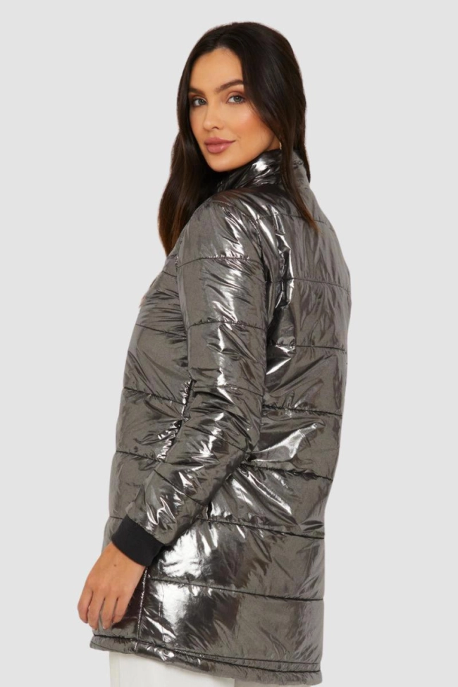 Jaqueta Aishty Nylon Furta-cor Feminina Preta Produto Jaqueta Aishty Nylon Furta-cor Feminina Preta
