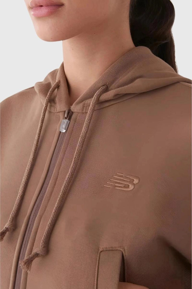 Produto Jaqueta New Balance Cropped Athletics Feminina Marrom