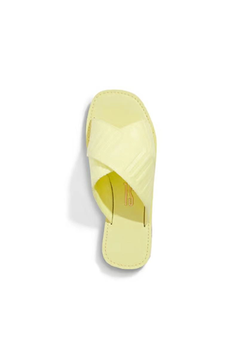 Rasteira Santa Lolla Gordurão Lemon Feminina Lemon Produto Rasteira Santa Lolla Gordurão Lemon Feminina Lemon