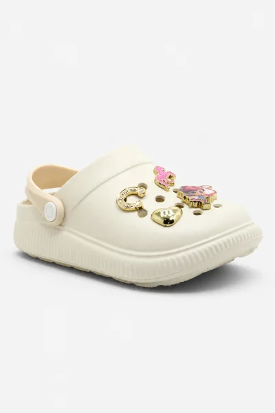 Babuche Feminina Molekinha Off White com Apliques Dourados Produto Babuche Feminina Molekinha Off White com Apliques Dourados