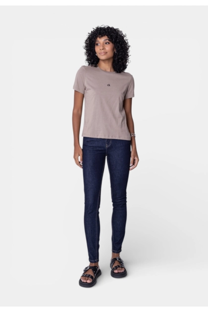 Baby Look Calvin Klein Feminina Cáqui Médio Produto Baby Look Calvin Klein Feminina Cáqui Médio