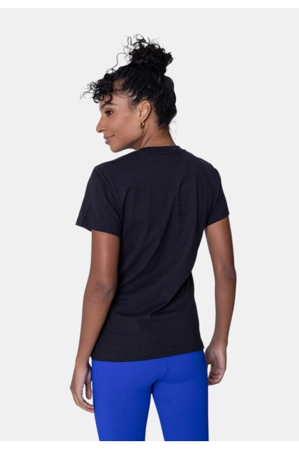 Blusa Adidas Manga Curta Essentials Feminina Preta Produto Blusa Adidas Manga Curta Essentials Feminina Preta