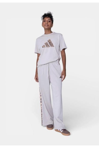 Blusa Adidas Manga Curta Logo Animal Print Feminina Bege Produto Blusa Adidas Manga Curta Logo Animal Print Feminina Bege
