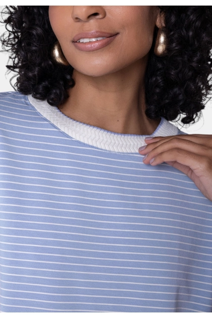 Blusa Coqueta Manga Curta Feminina Listrada Azul Produto Blusa Coqueta Manga Curta Feminina Listrada Azul