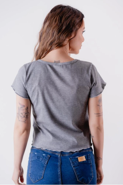 Blusa Dezali Cropped Canelado Manga Curta Feminina Produto Blusa Dezali Cropped Canelado Manga Curta Feminina
