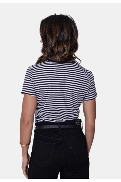 Blusa Levi's Manga Curta Feminina Listrada Produto Blusa Levi's Manga Curta Feminina Listrada
