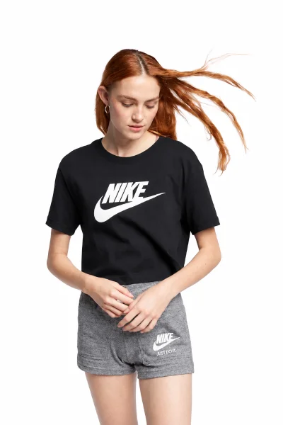 Blusa Nike Manga Curta Algodão Essential Feminino Produto Blusa Nike Manga Curta Algodão Essential Feminino