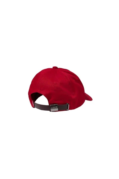 Boné Levis Unissex Logo Minimalista Vermelho Produto Boné Levis Unissex Logo Minimalista Vermelho