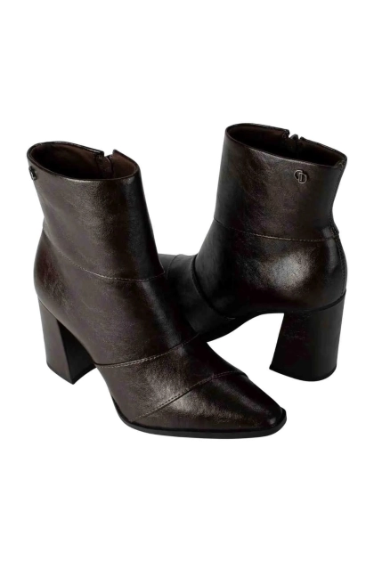 Produto Bota Dakota Cano Curto Bico Fino Salto Bloco Ristretto