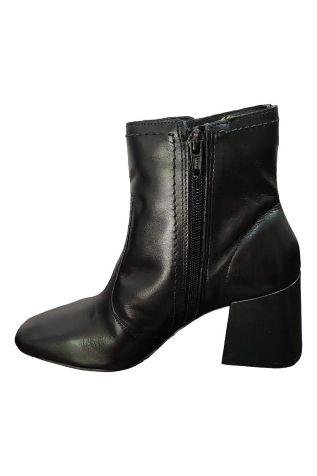 Bota Feminina Couro Santa Lolla Produto Bota Feminina Couro Santa Lolla