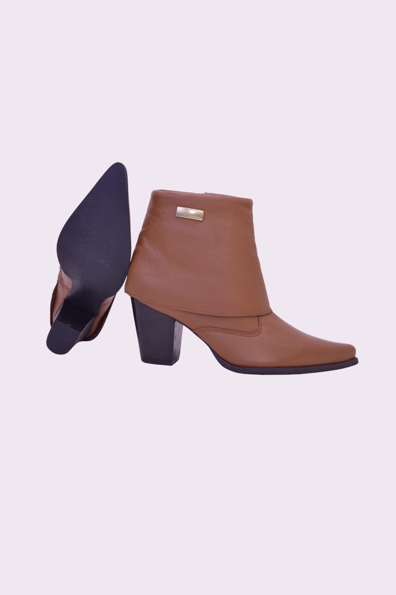 Produto Bota Gabip De Couro Feminina Camel