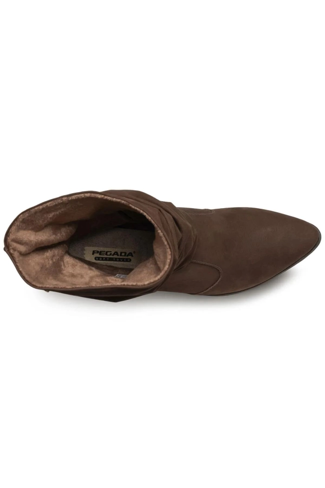 Produto Bota Pegada Feminina em Couro Castanho Cano Médio Slouch