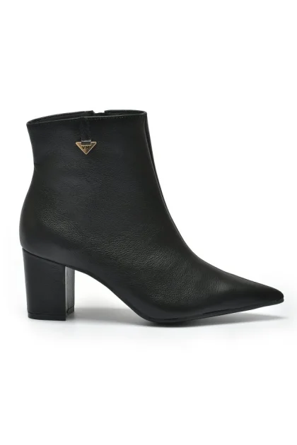 Produto Bota Via Marte Couro Atenas Cano Curto Feminina Preta