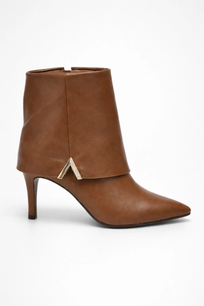 Bota Via Marte Couro Salto Fino Caramelo Produto - Bota Via Marte Couro Salto Fino Caramelo