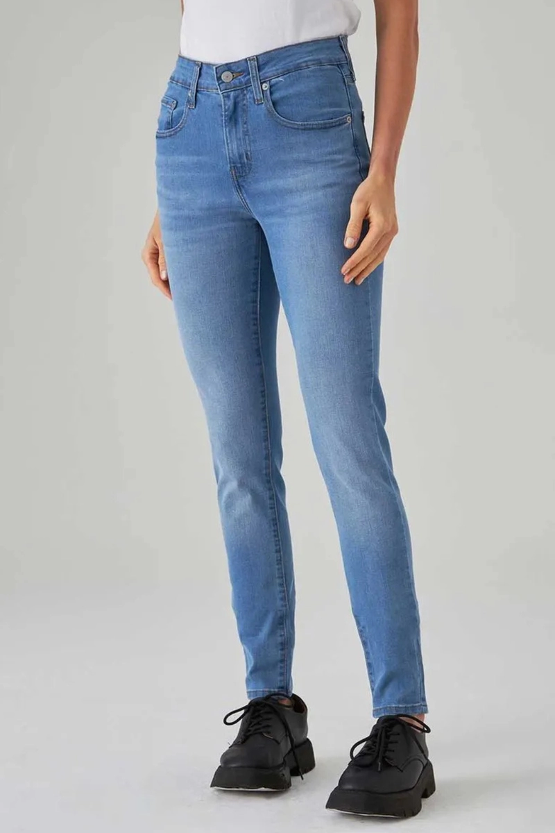 Produto - Calça Levis Skinny Feminina Jeans Escuro