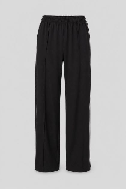 Produto Calça Malwee Reta Esportiva Feminina Preta