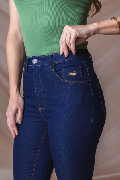 Produto - Calça Max Denim Boot Cut Cós Alto Feminina Jeans Escuro