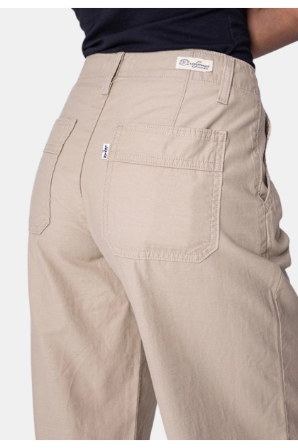 Calça Levis Wide Leg Sarja Feminina Bege Produto Calça Levis Wide Leg Sarja Feminina Bege