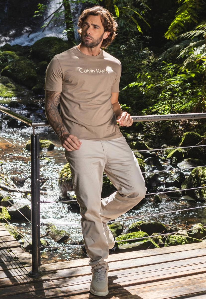 Produto - Camiseta Calvin Klein Masculina Caqui