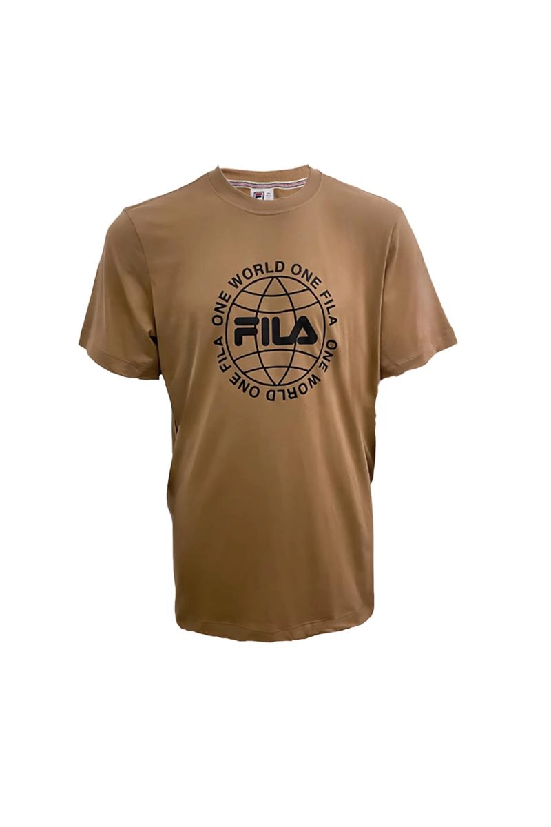  Camiseta Fila One World Manga Curta Masculina Caramelo