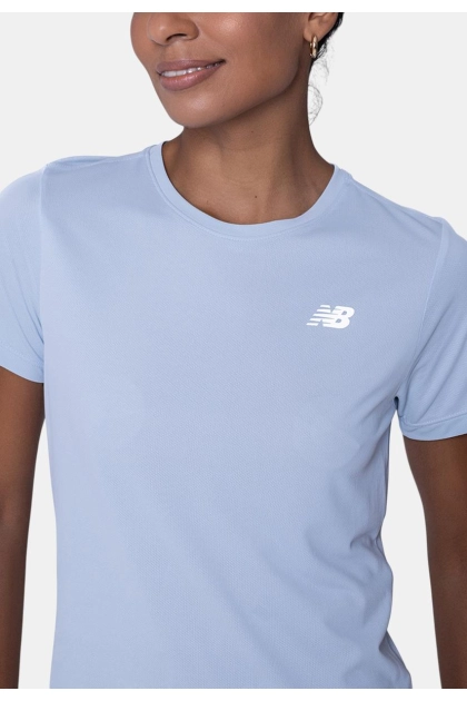 Camiseta New Balance Manga Curta Spot Essentials Azul Céu Produto Camiseta New Balance Manga Curta Spot Essentials Azul Céu