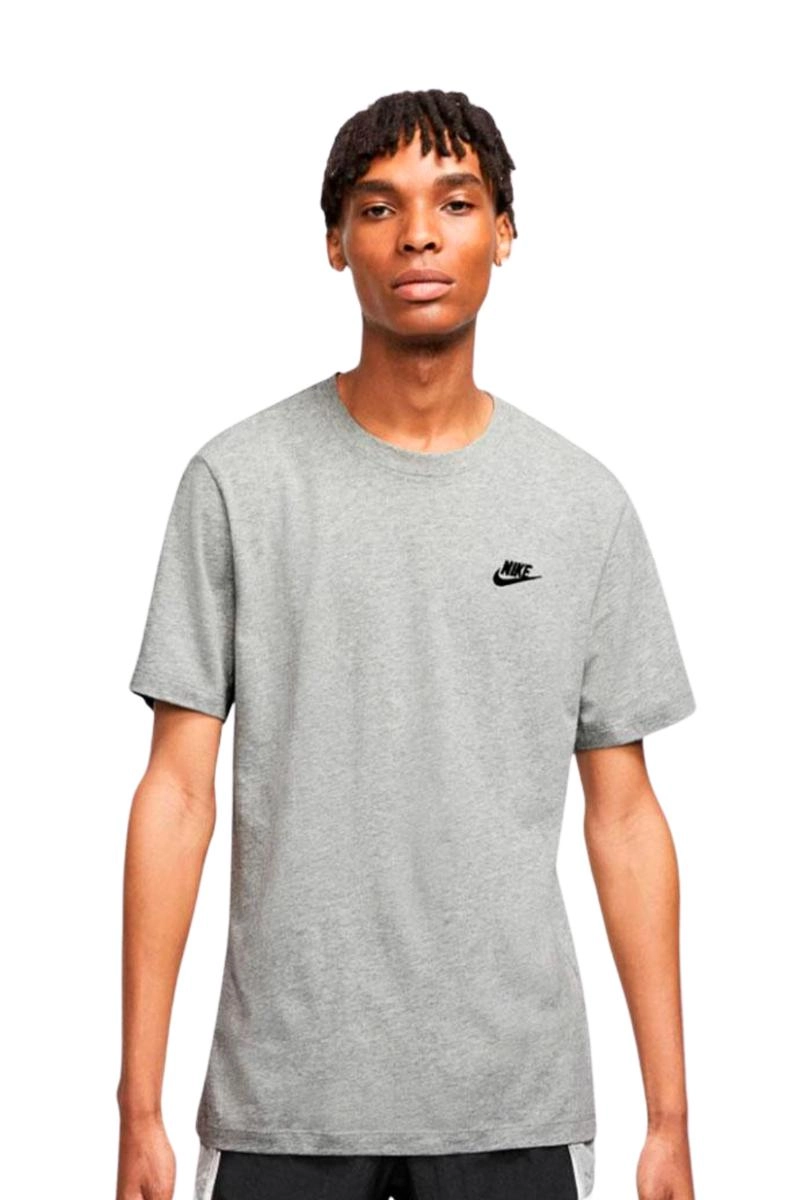 Camiseta Nike Club Masculina Cinza