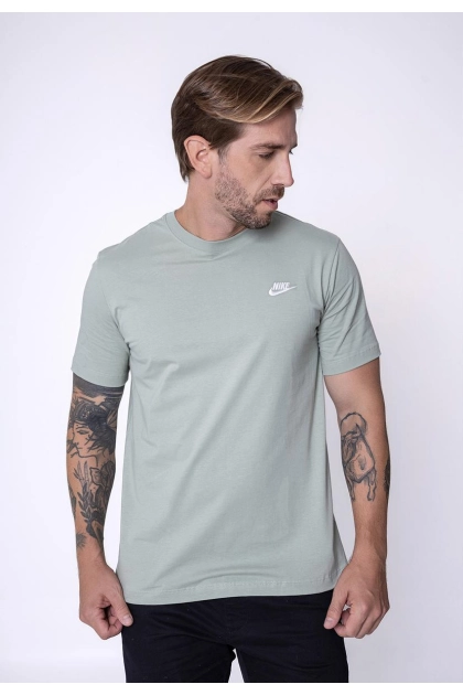 Camiseta Nike Club Masculina Verde