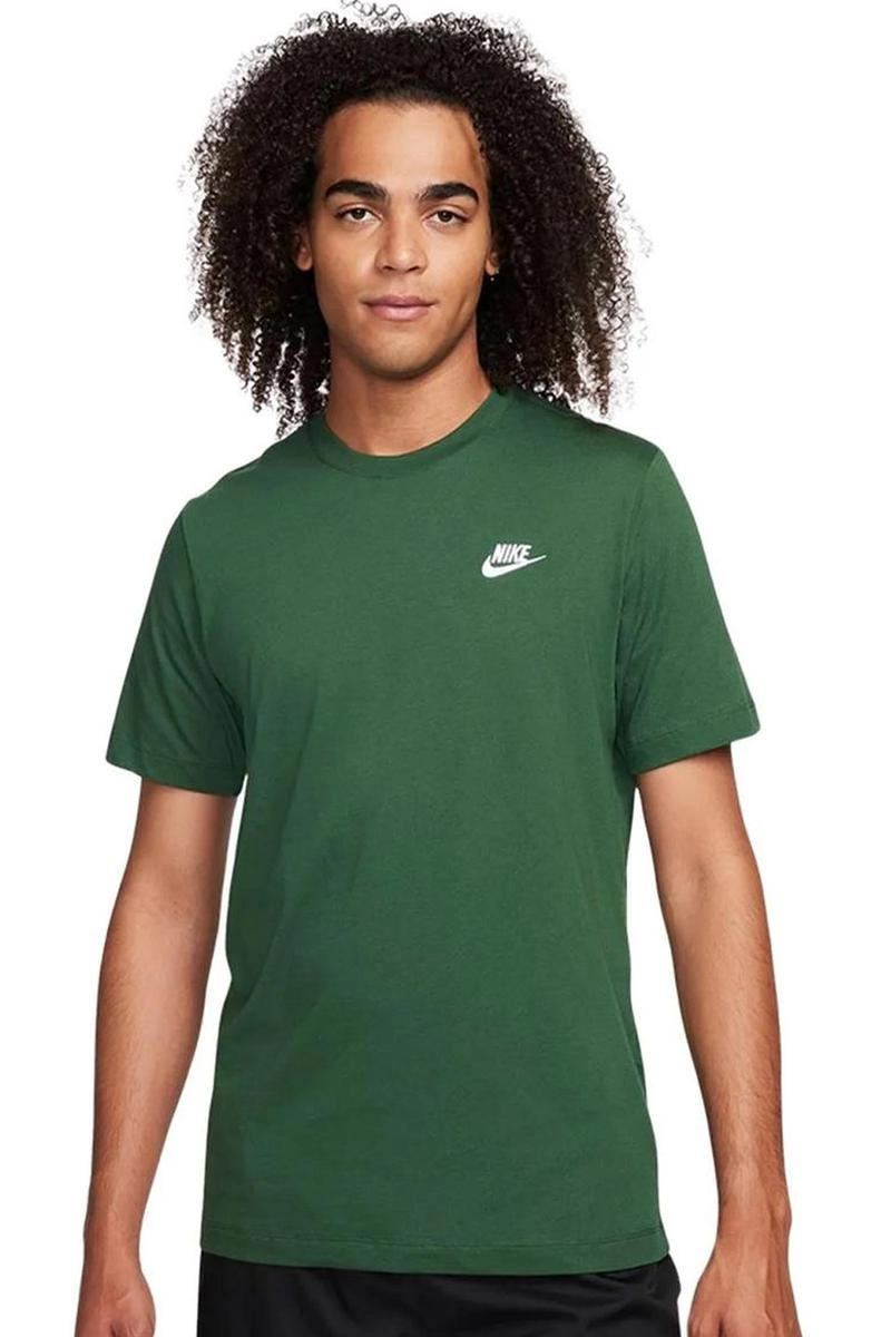 Camiseta Nike Club Masculina Verde