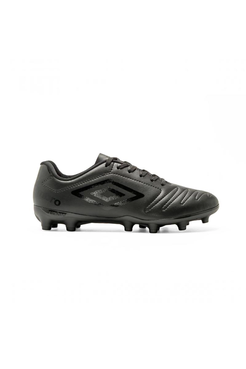 Chuteira de Campo Umbro Masculina