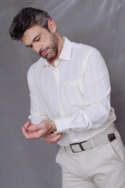Camisa Masculina em Linho Manga Longa Pitt Produto Camisa Masculina em Linho Manga Longa Pitt