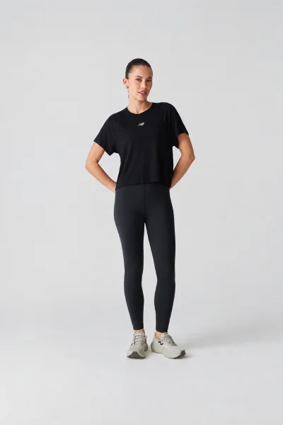Camiseta Feminina New Balance Preto Infinity Propel Produto Camiseta Feminina New Balance Preto Infinity Propel