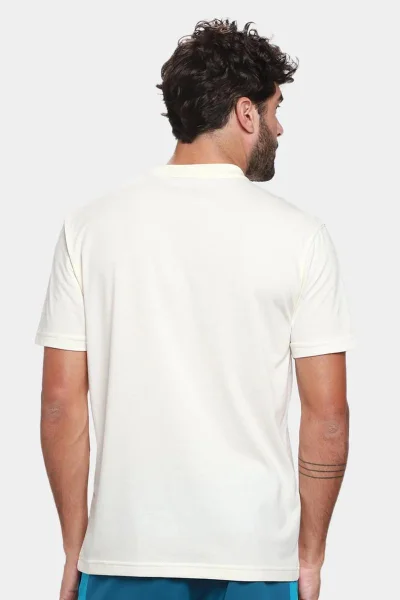 Camiseta Masculina New Balance Layered Branca Produto Camiseta Masculina New Balance Layered Branca