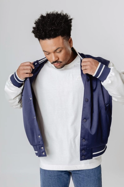 aqueta New Balance Athletics Varsity Produto aqueta New Balance Athletics Varsity